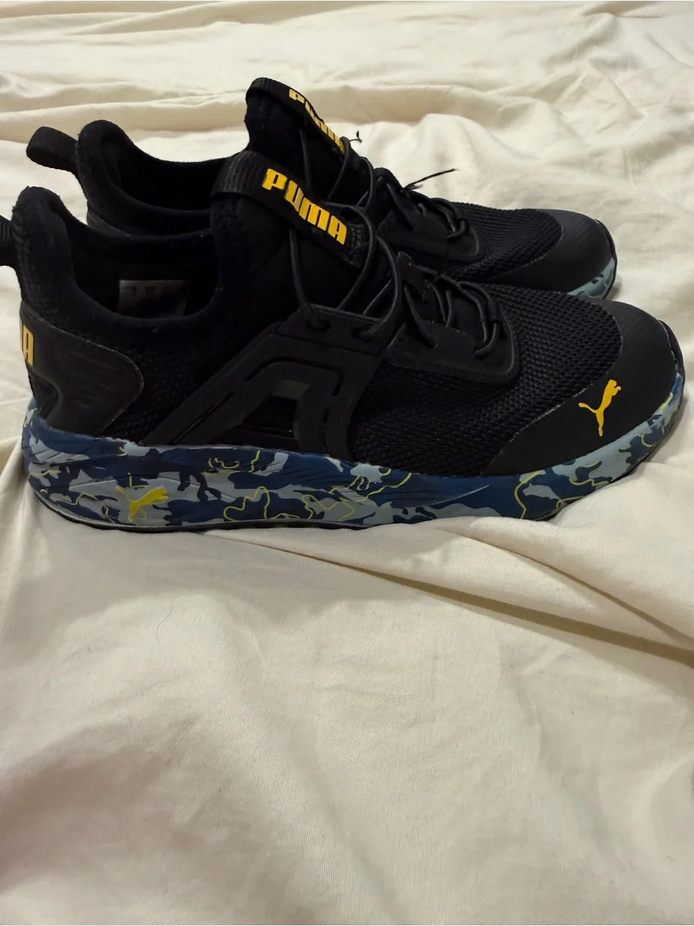 Puma Boys Black Athletic Sneakers Blue Camo Sole Shoes Size 2C Youth